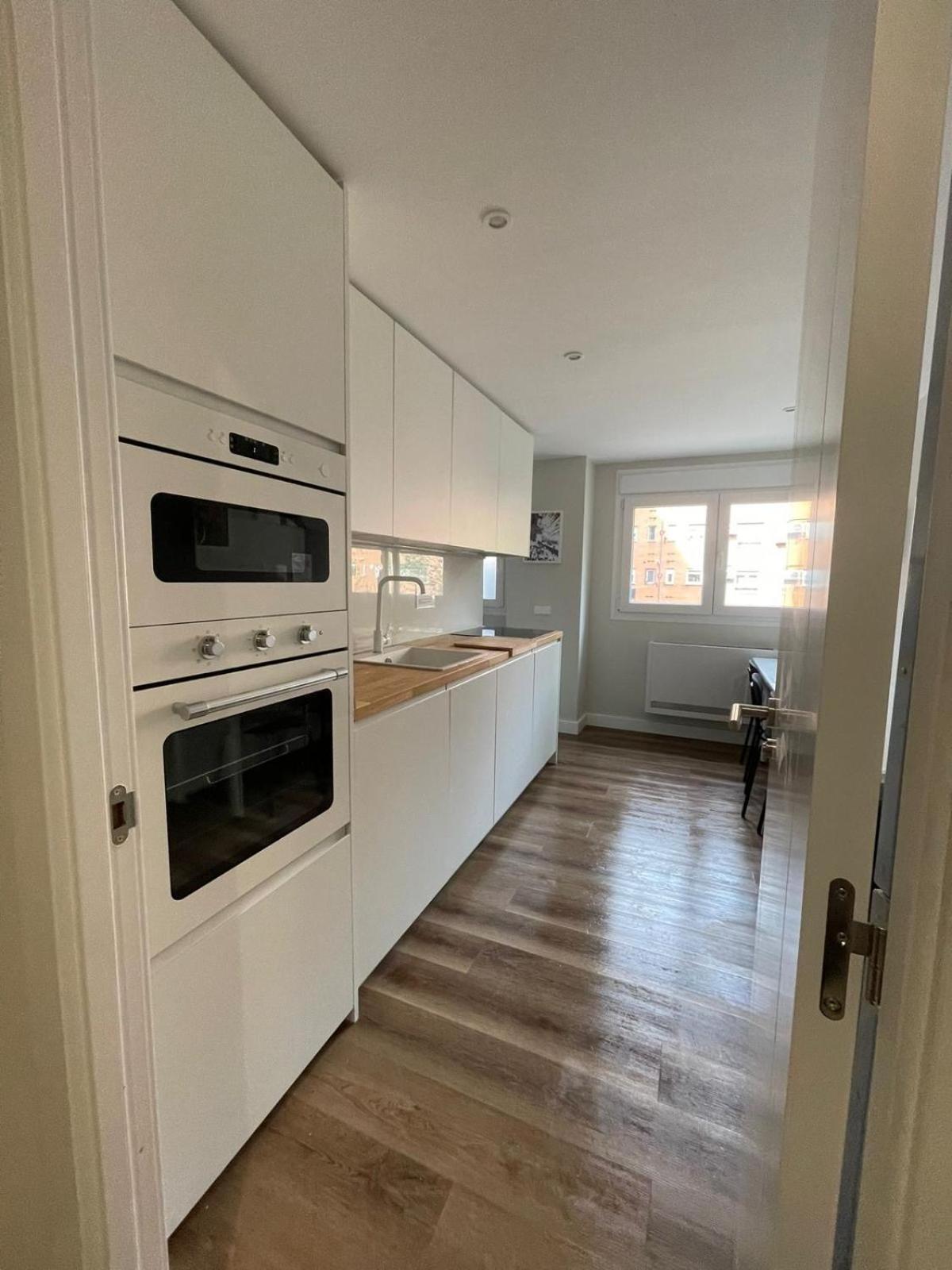 Rooms Madrid Rio Bagian luar foto